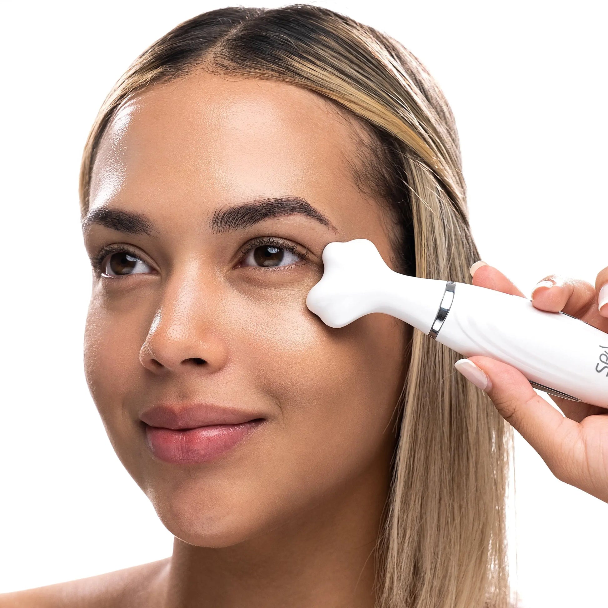 LORI Facial Lifting & Serum Infusion Wand – Sonic, Cold & Heat Therapy for Eyes & Lips, Anti-Aging & Fine Line Reducer
